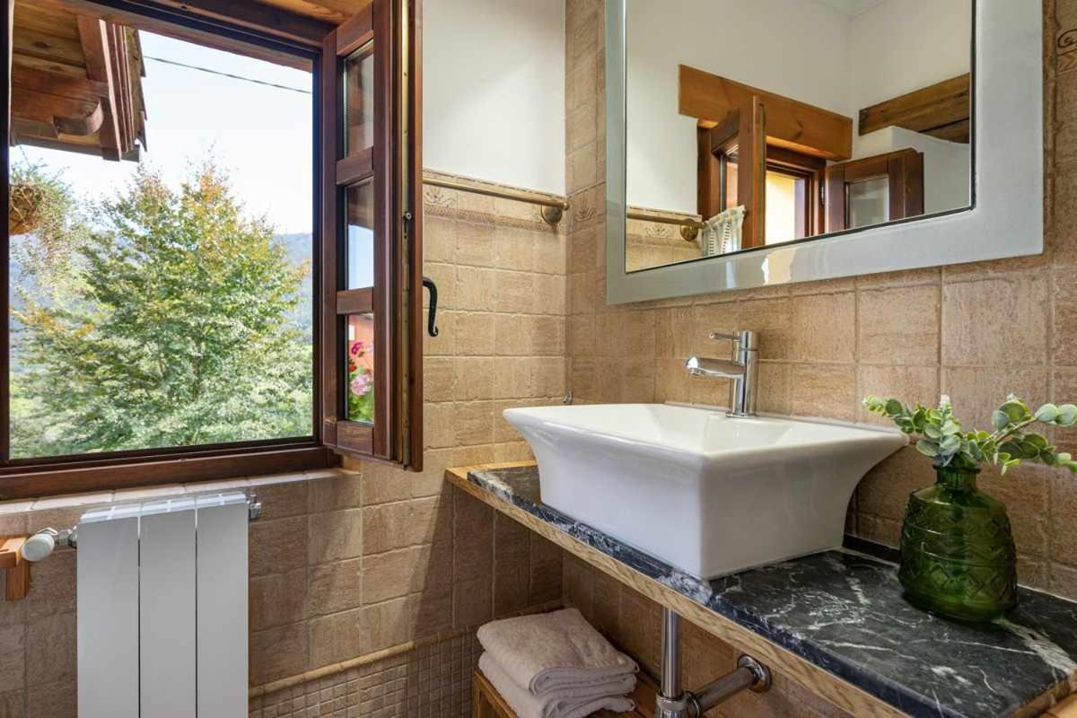 Casa Rural Soleada Para Una Escapada Tranquila Ceceda de Abajo Exterior photo